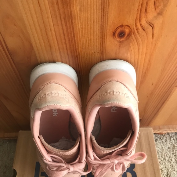 SOLD ☑️ - Picture 3 of 5